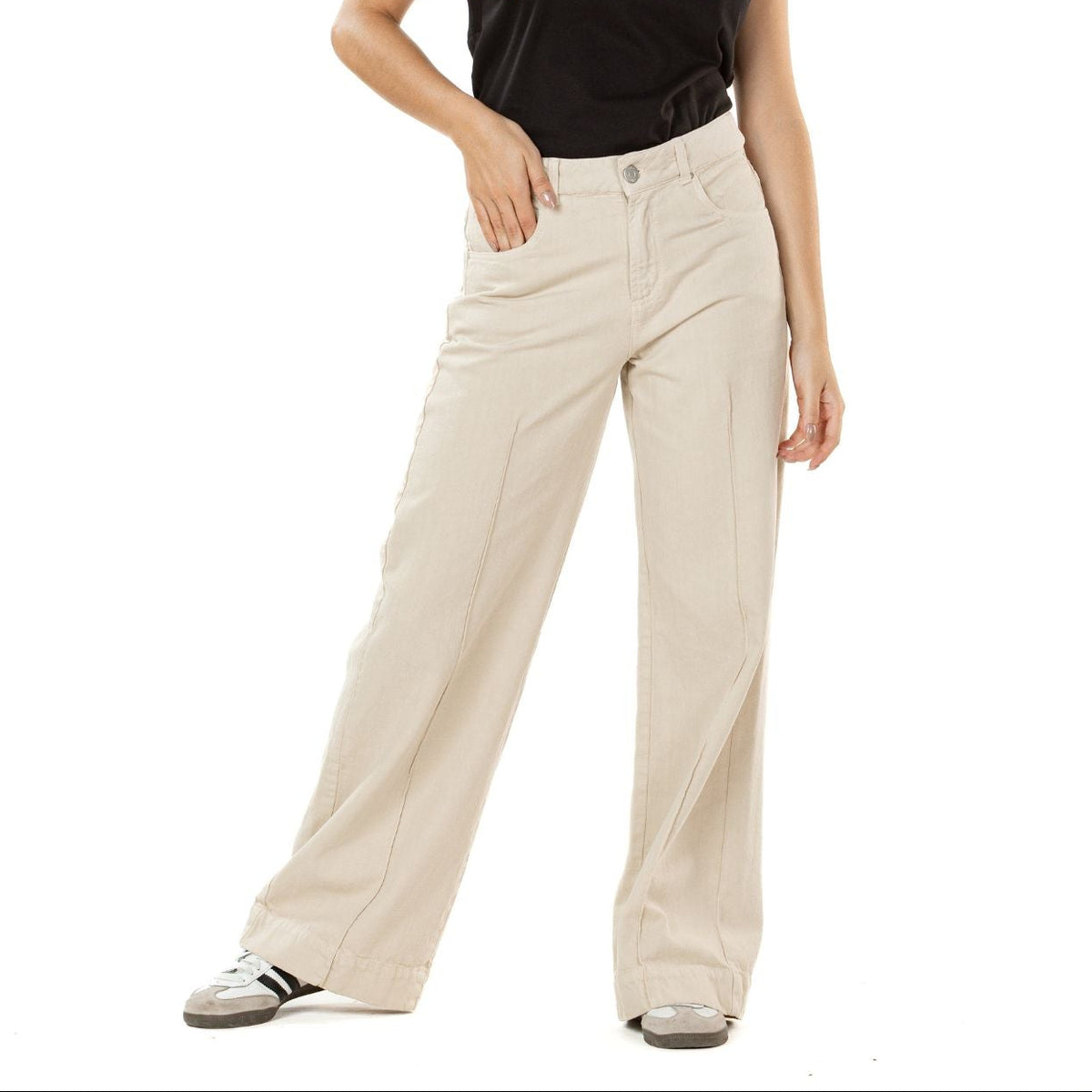 Pantalón Rígido Arena Wide Leg Slim