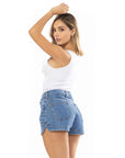 Short Azul Medio Tiro Alto Corte Atlético En Costado