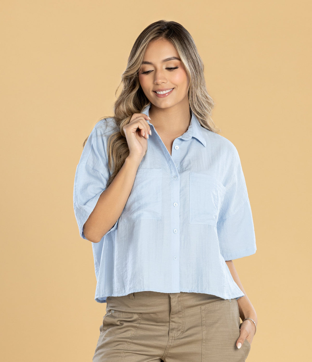 Blusa Oversize Azul Claro Cuello Camisero