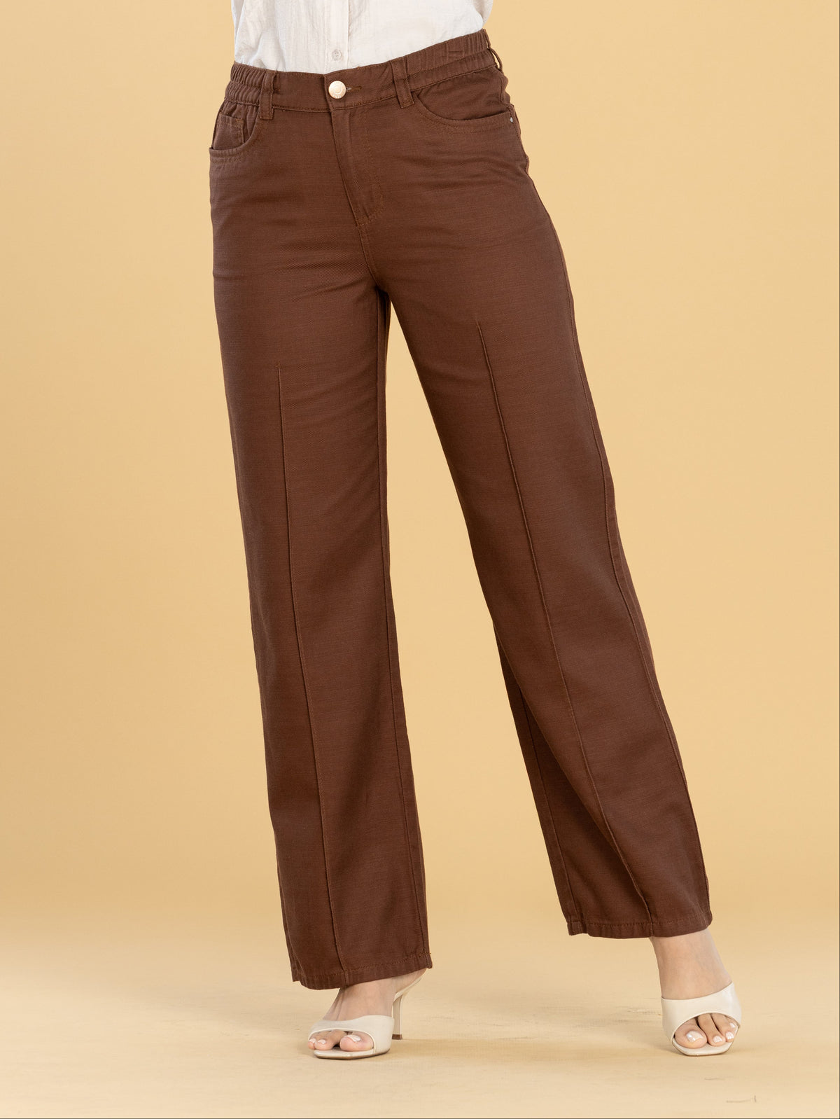Pantalón Confort Café Straight