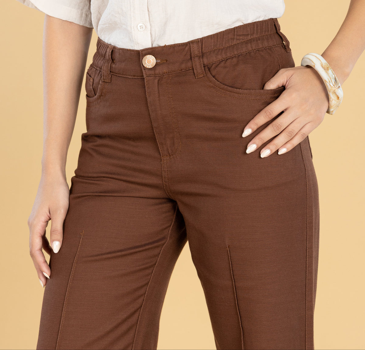 Pantalón Confort Café Straight