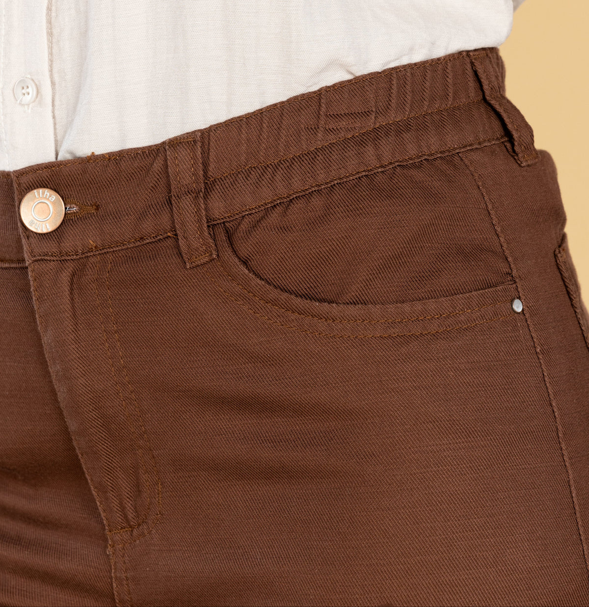 Pantalón Confort Café Straight