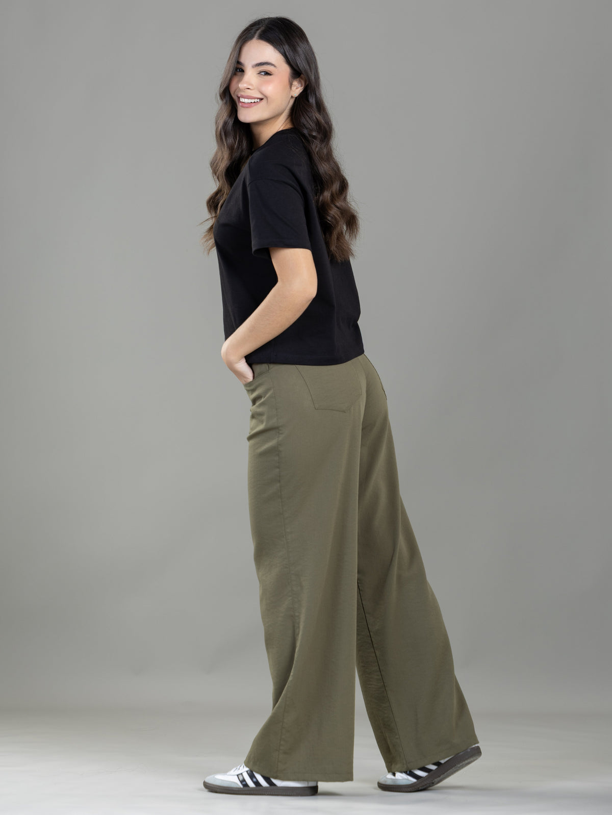 Pantalón Confort Verde Wide Leg