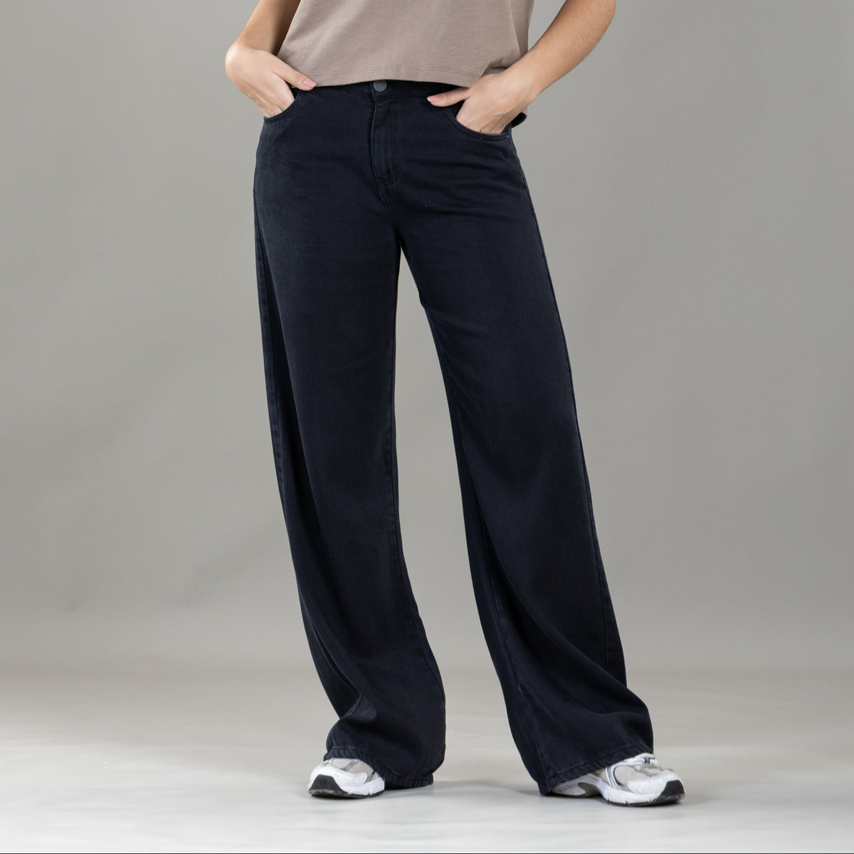 Jean Confort Negro Wide Leg Slim