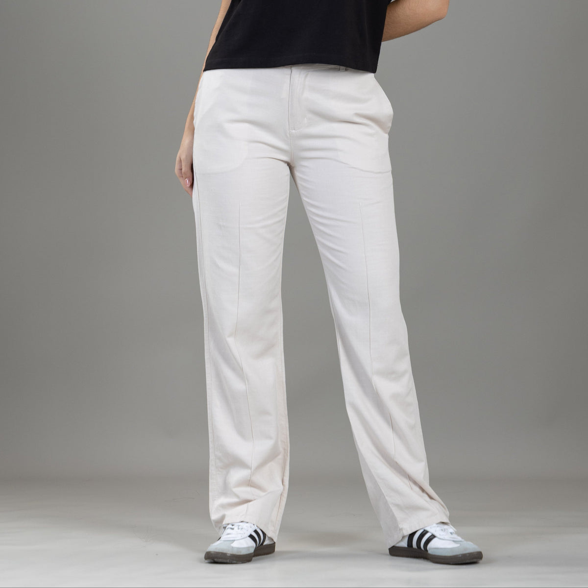 Pantalón Confort Arena Bota Recta