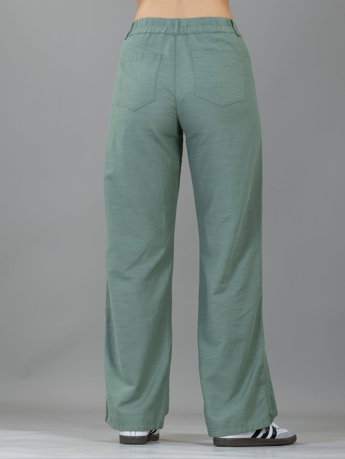 Pantalón Confort Verde Bota Recta