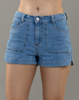Short Azul Medio Tiro Alto Corte Atlético En Costado
