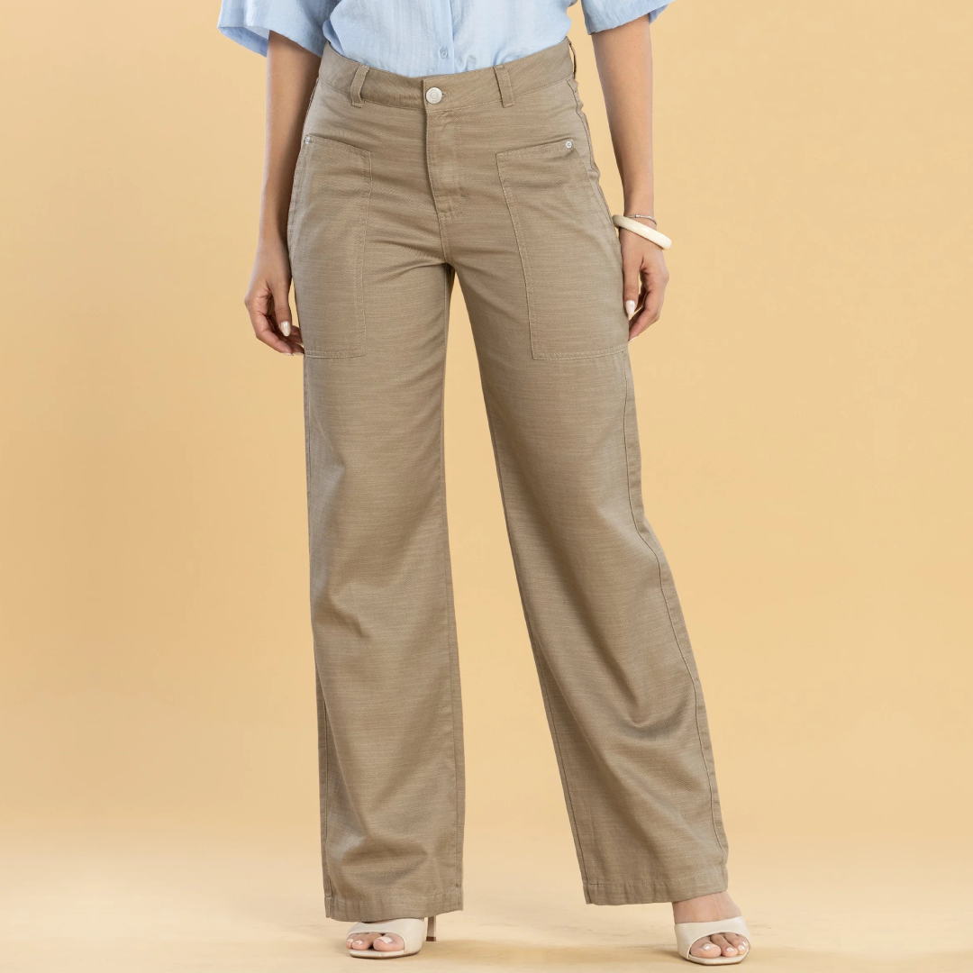 Pantalón Confort Kaki Straight