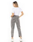 Jeans Rígido Mom Gris 5 Bolsillos