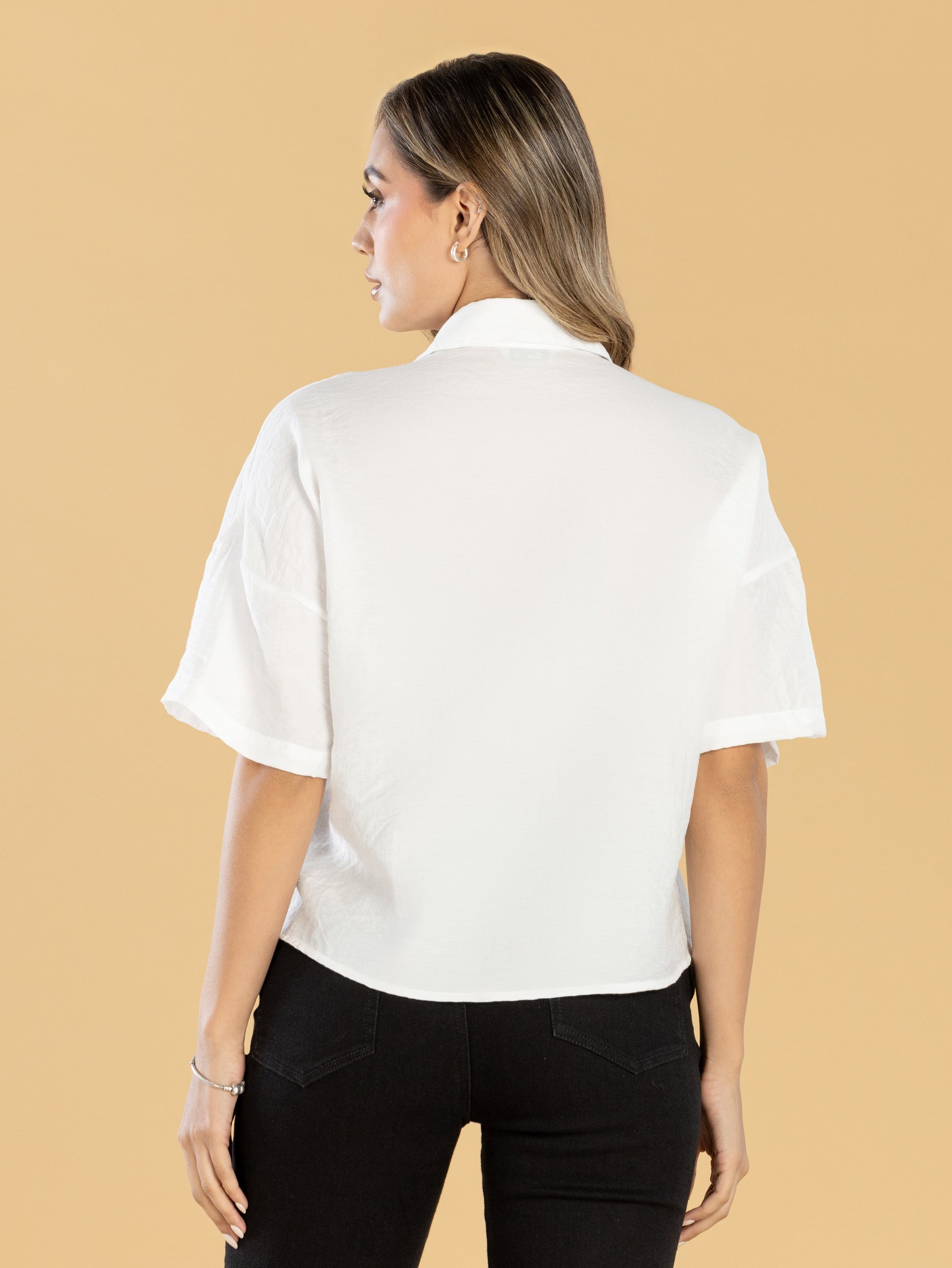 Blusa Oversize Ivory Cuello Camisero