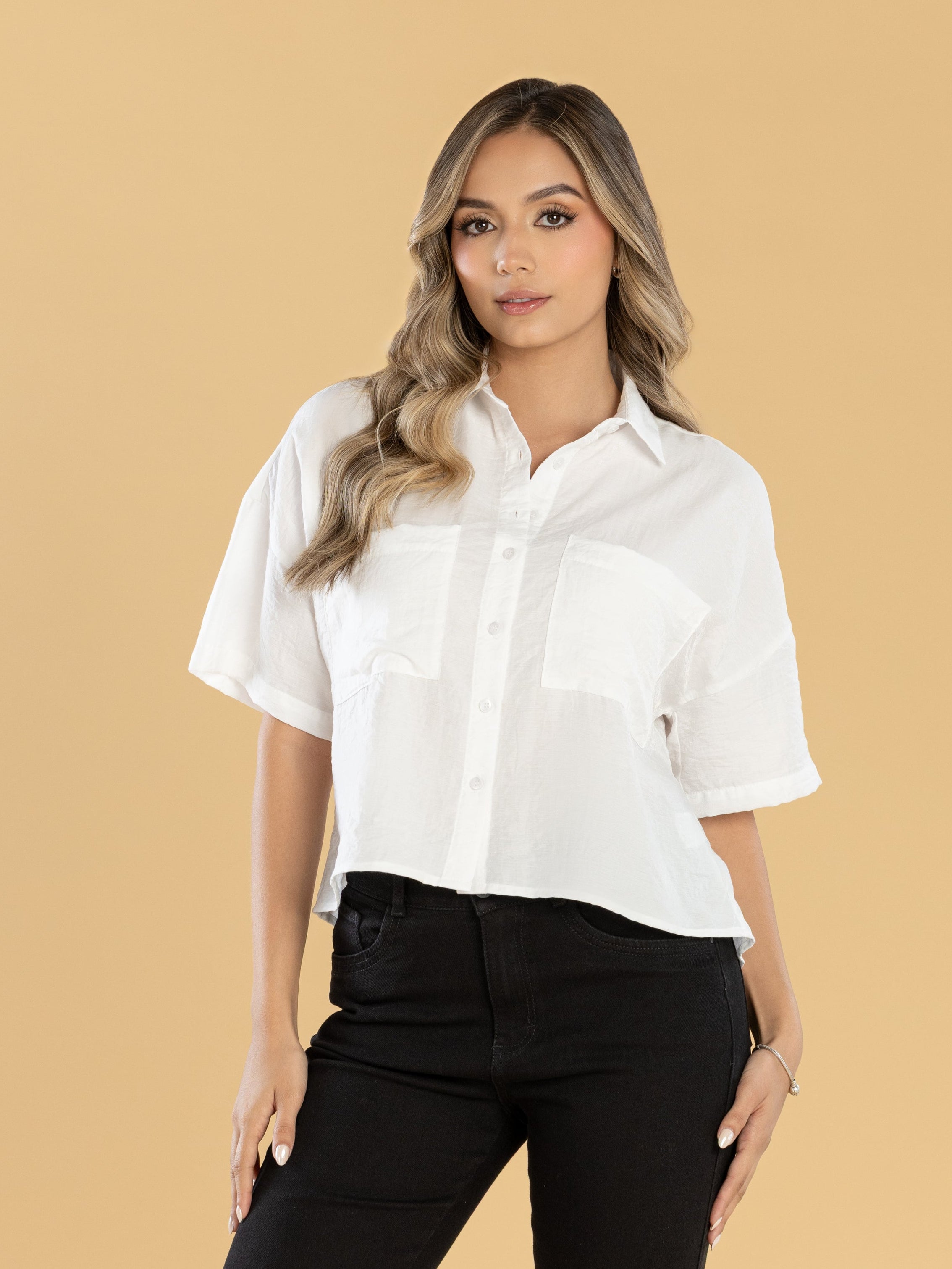 Blusa Oversize Ivory Cuello Camisero