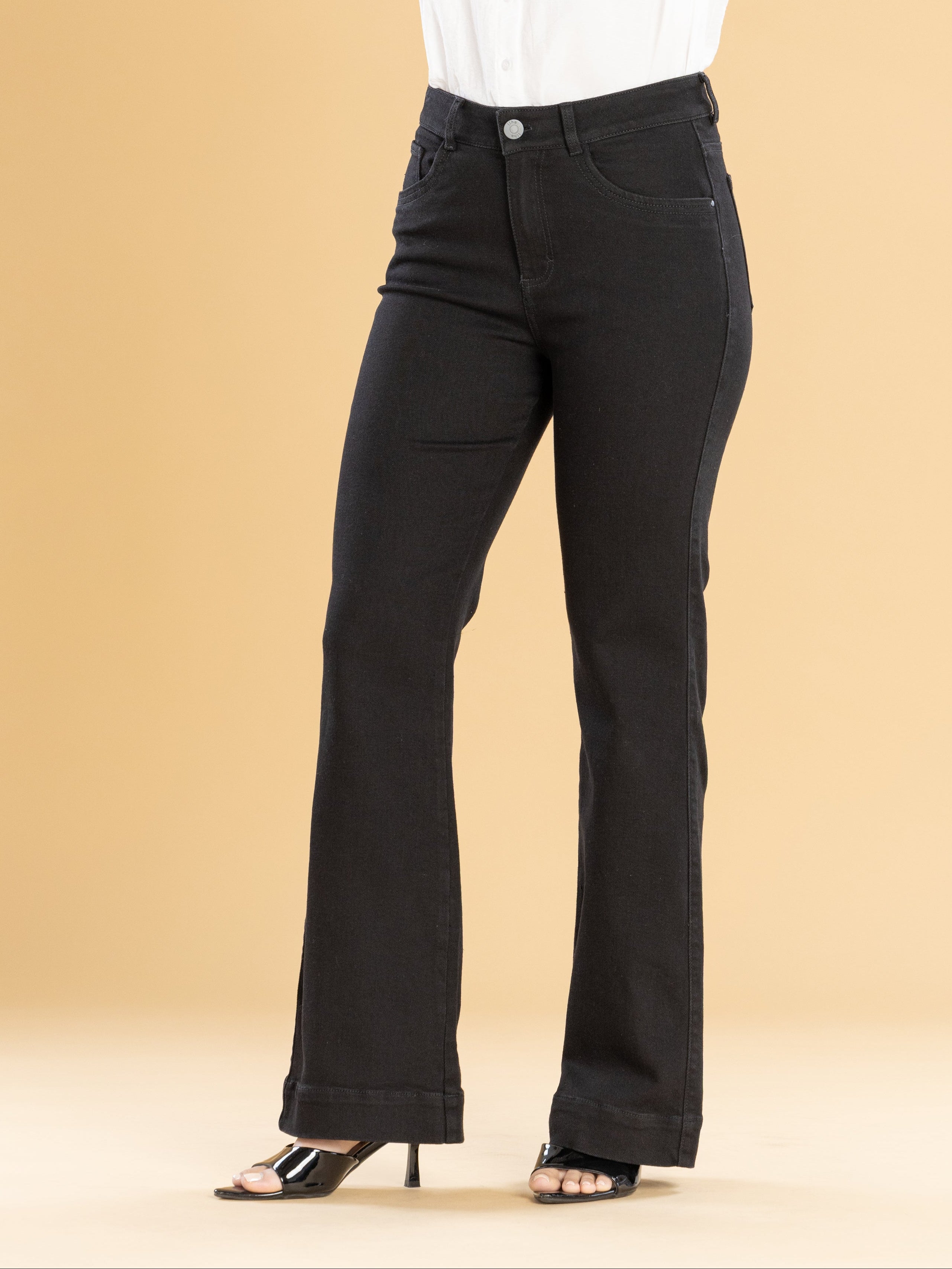 Jeans Confort Negro Flare