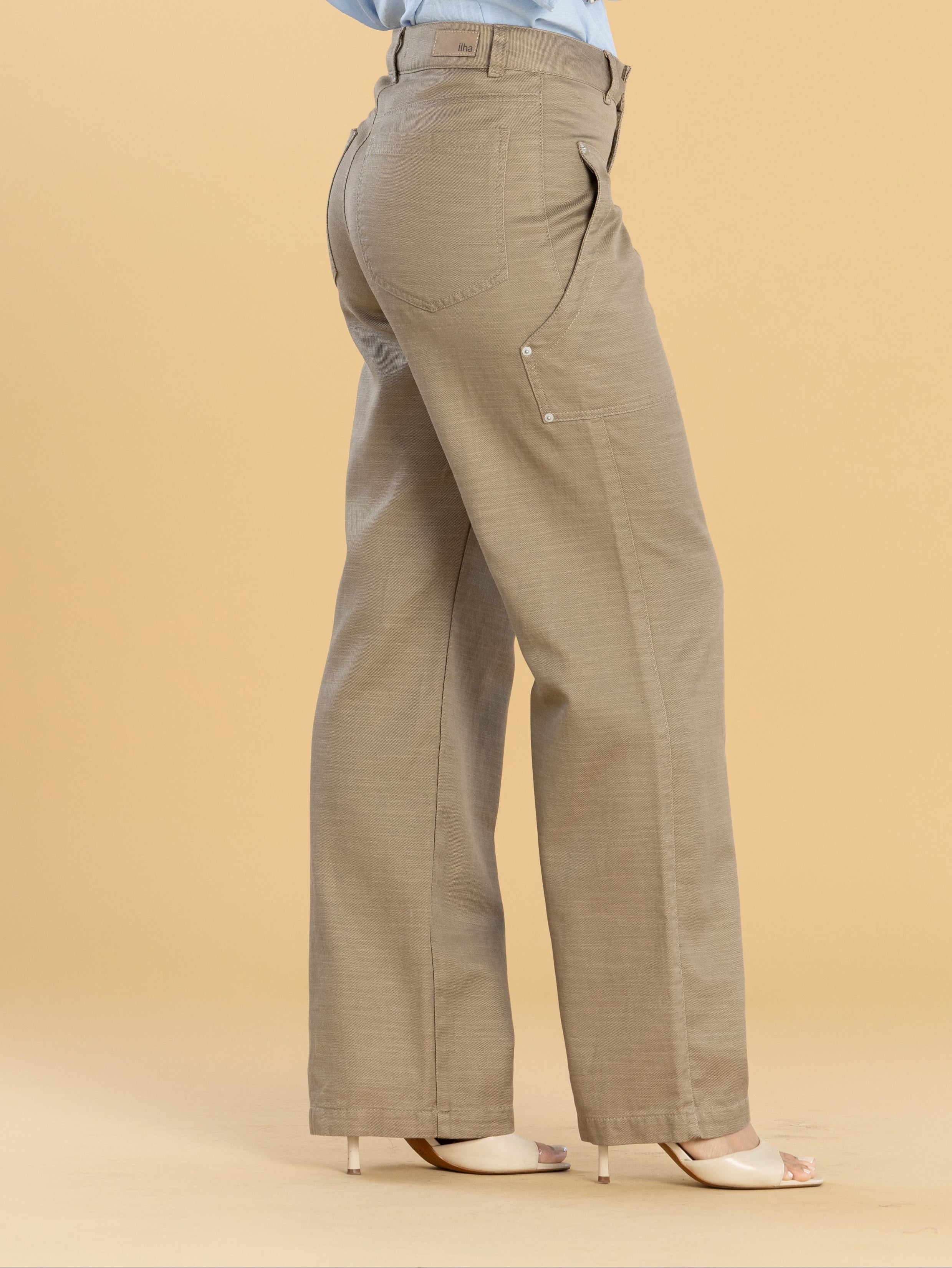 Pantalón Confort Kaki Straight