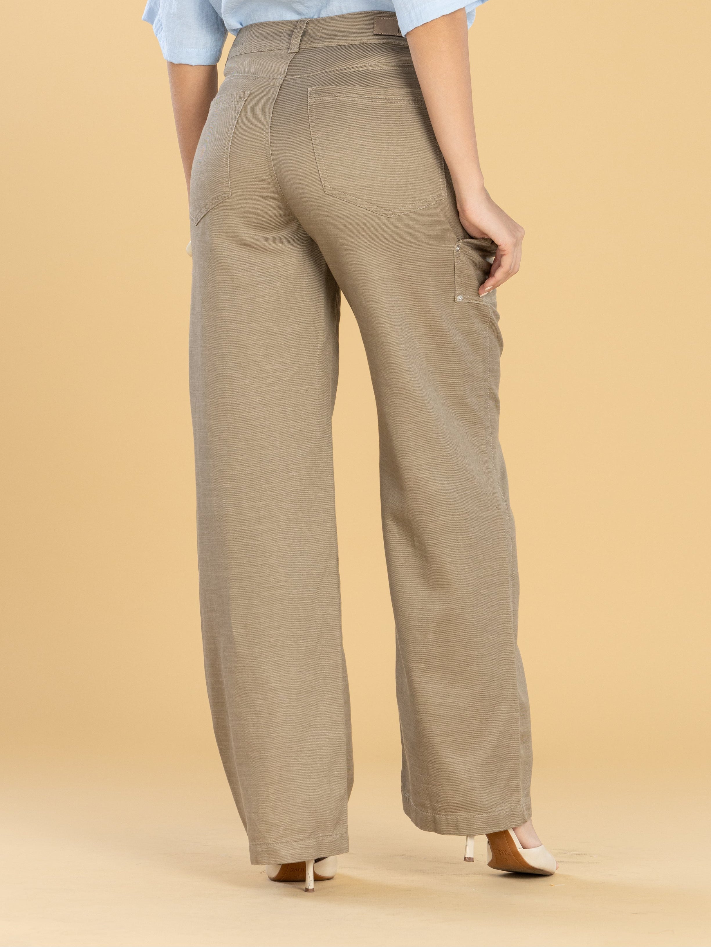 Pantalón Confort Kaki Straight