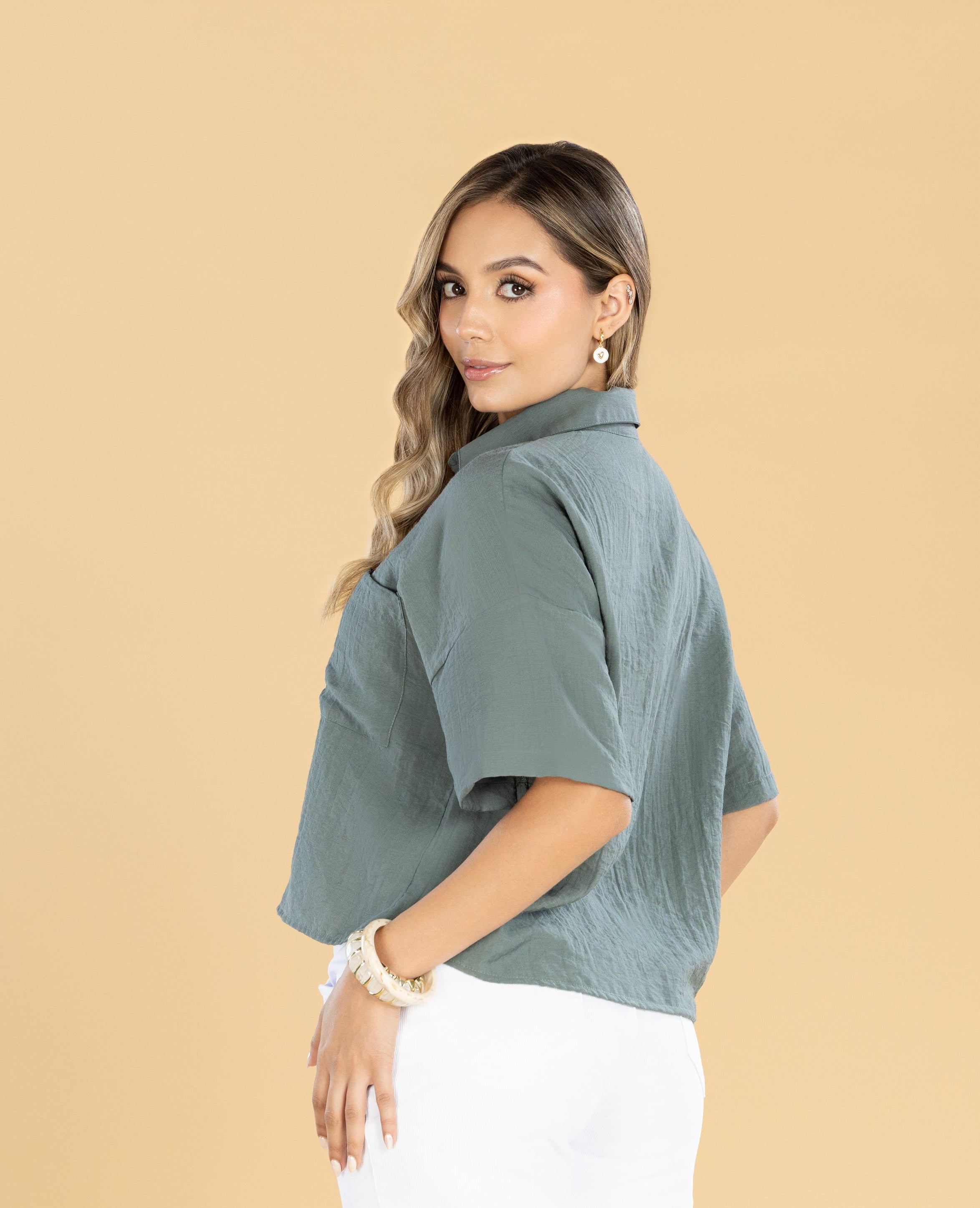 Blusa Oversize Verde Cuello Camisero