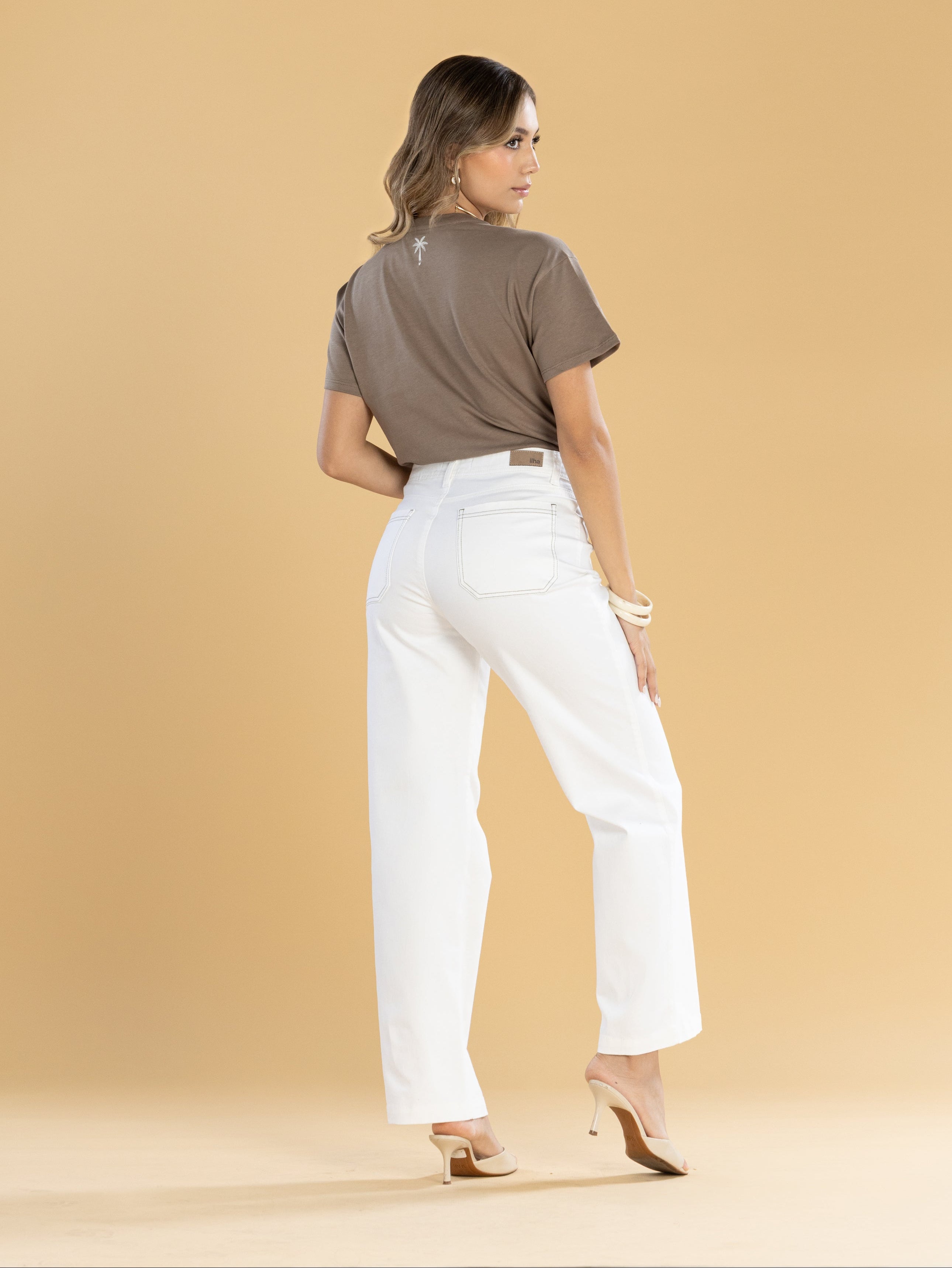 Pantalón Confort Crudo Straight