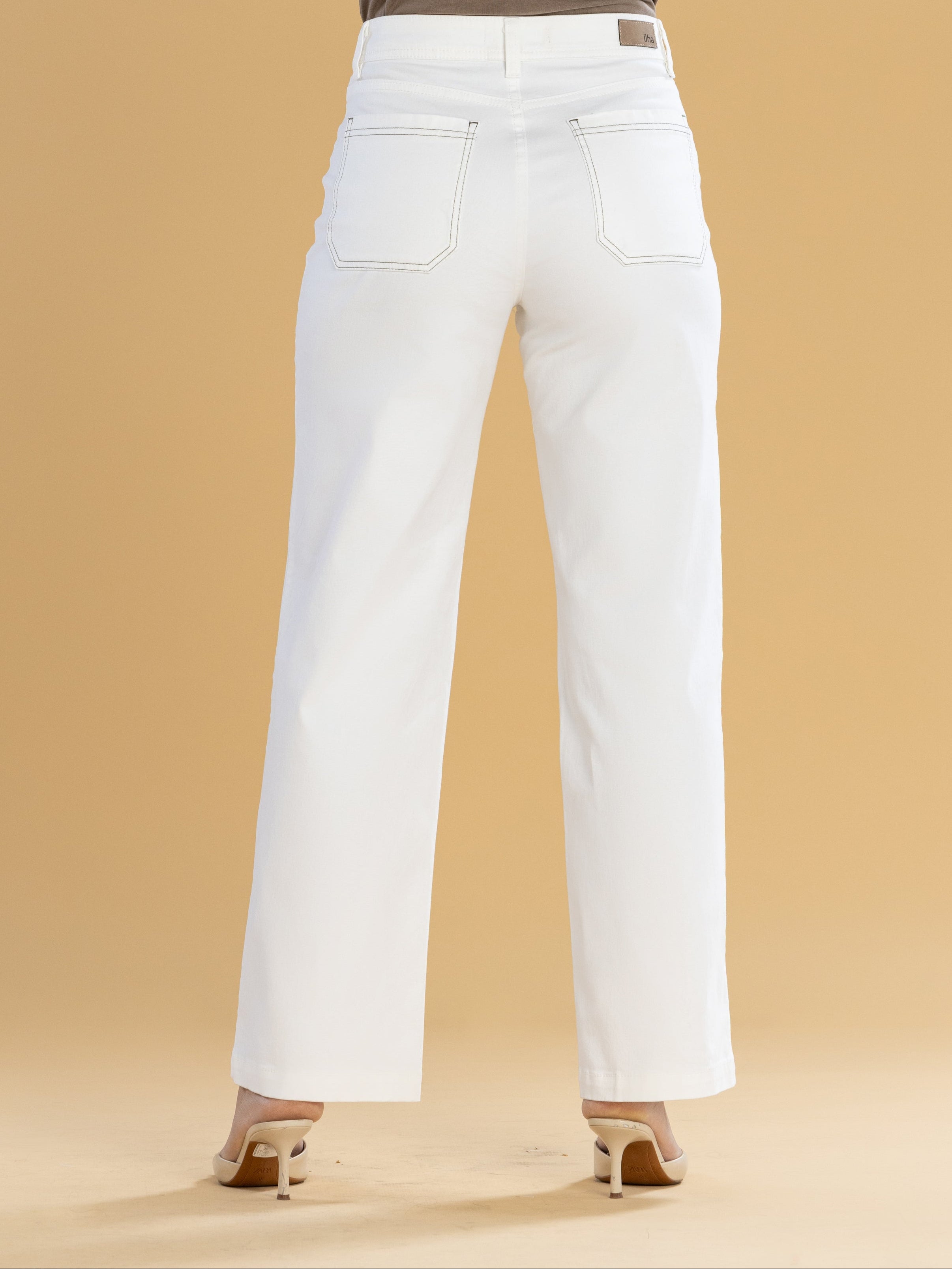 Pantalón Confort Crudo Straight