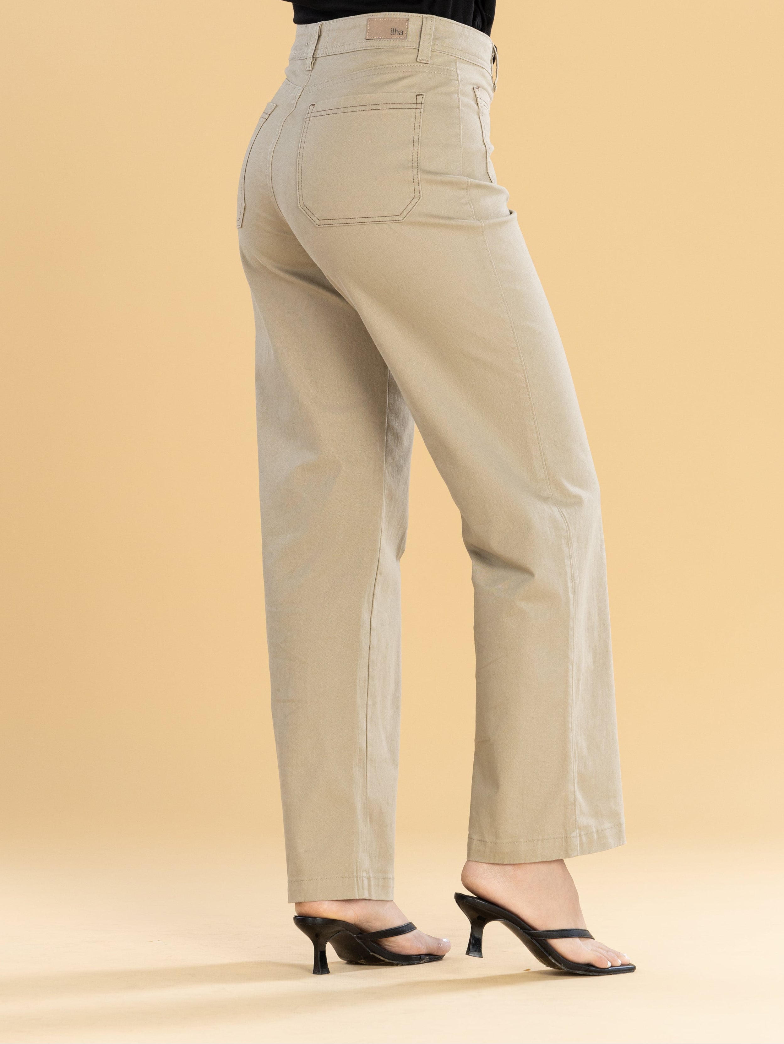 Pantalón Confort Arena Straight