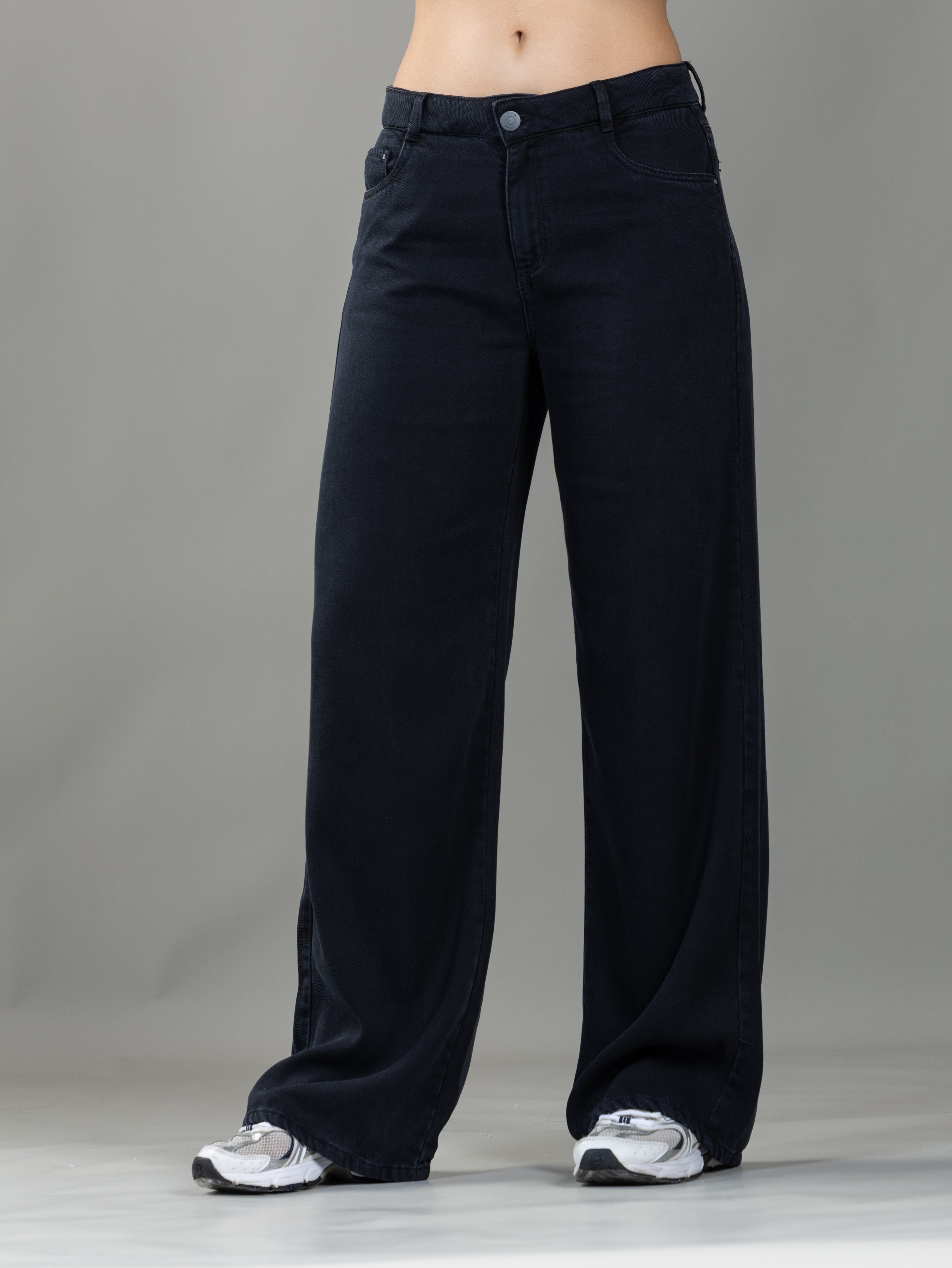 Jean Confort Negro Wide Leg Slim