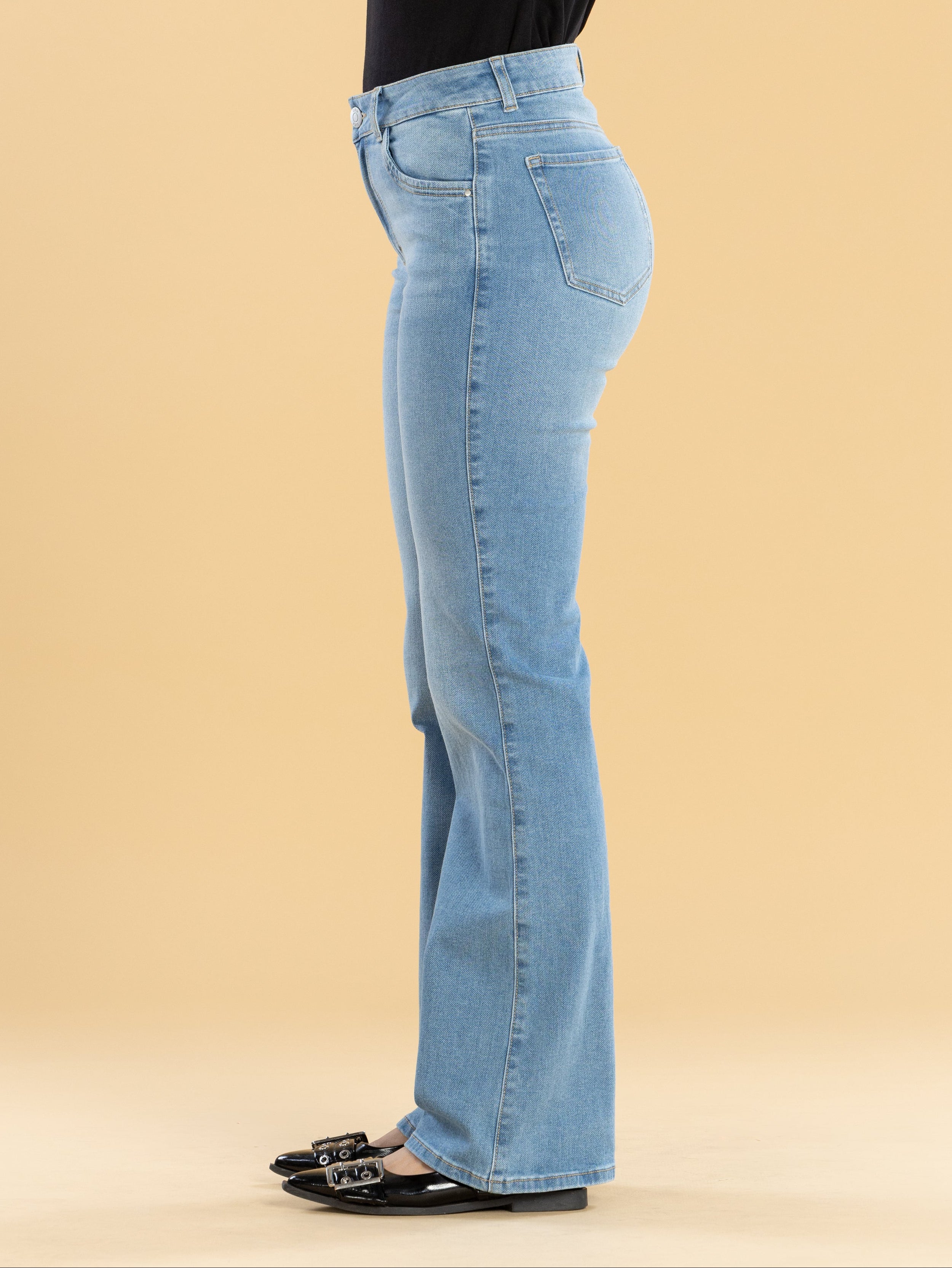 Jeans Confort Azul Claro Flare
