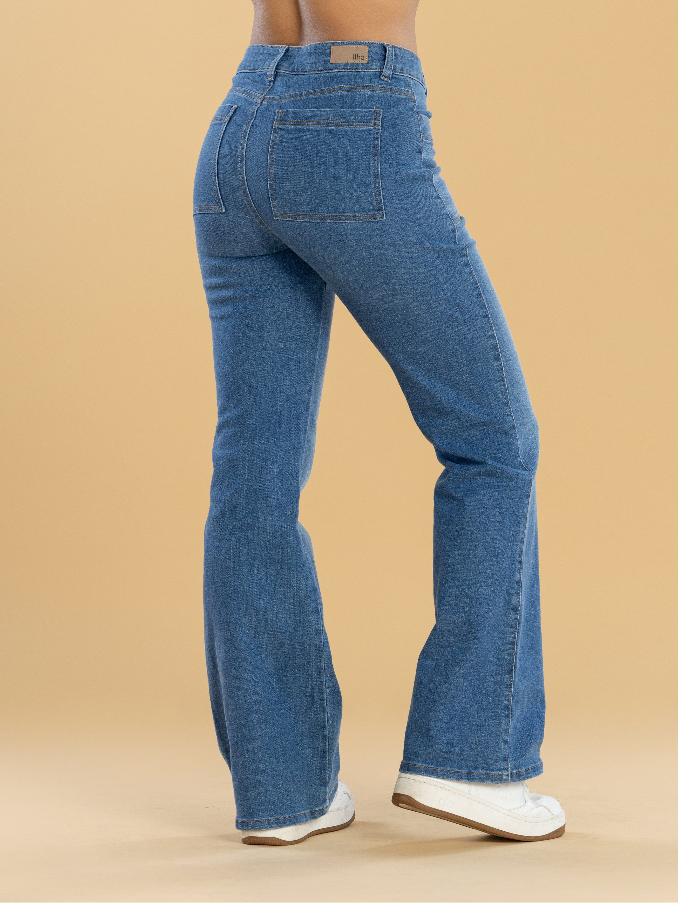 Jeans Confort Azul Medio Flare