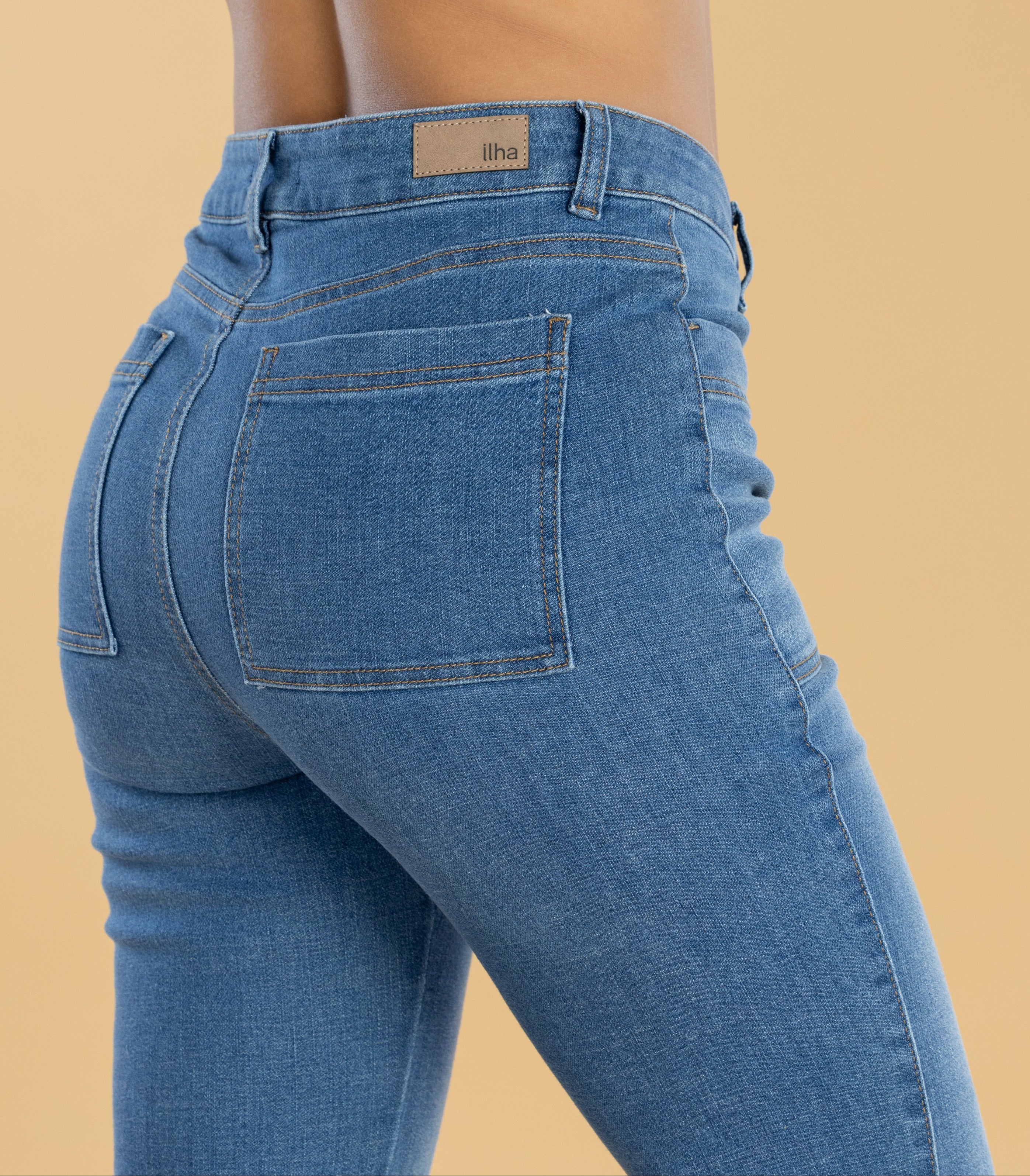 Jeans Confort Azul Medio Flare