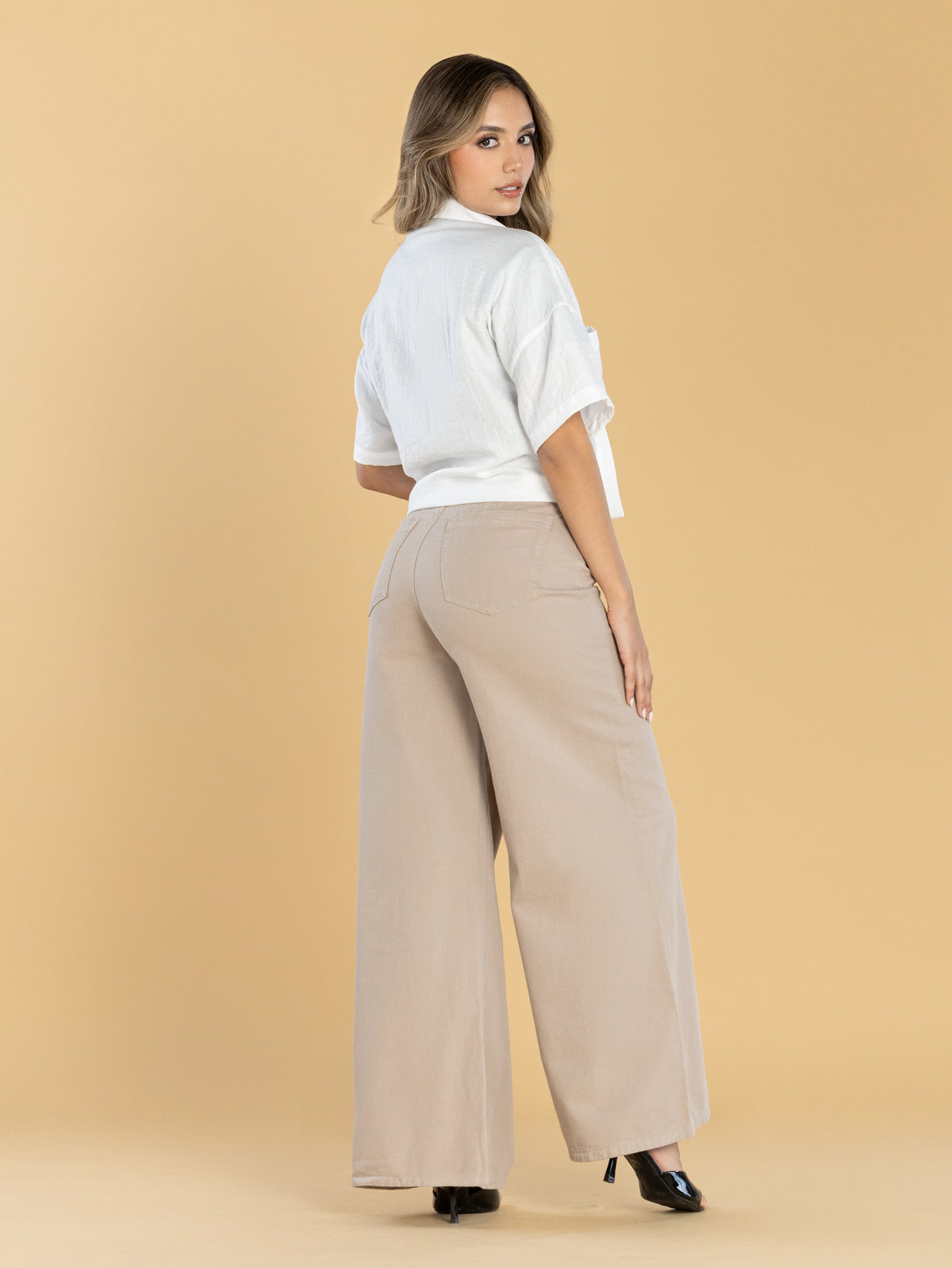 Pantalón Wide Leg Beige Ajustable En Cintura