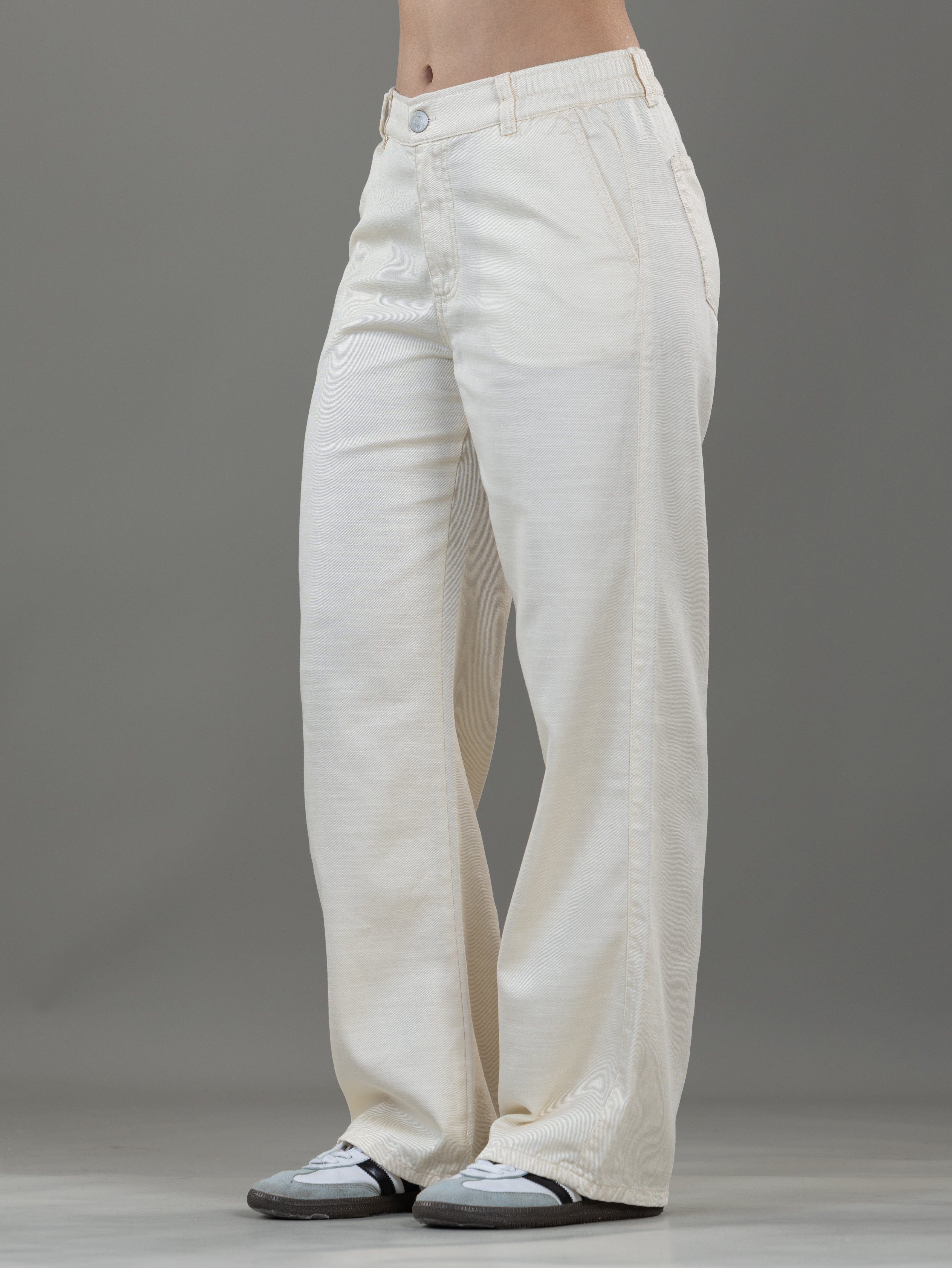 Pantalón Confort Ivory Bota Recta