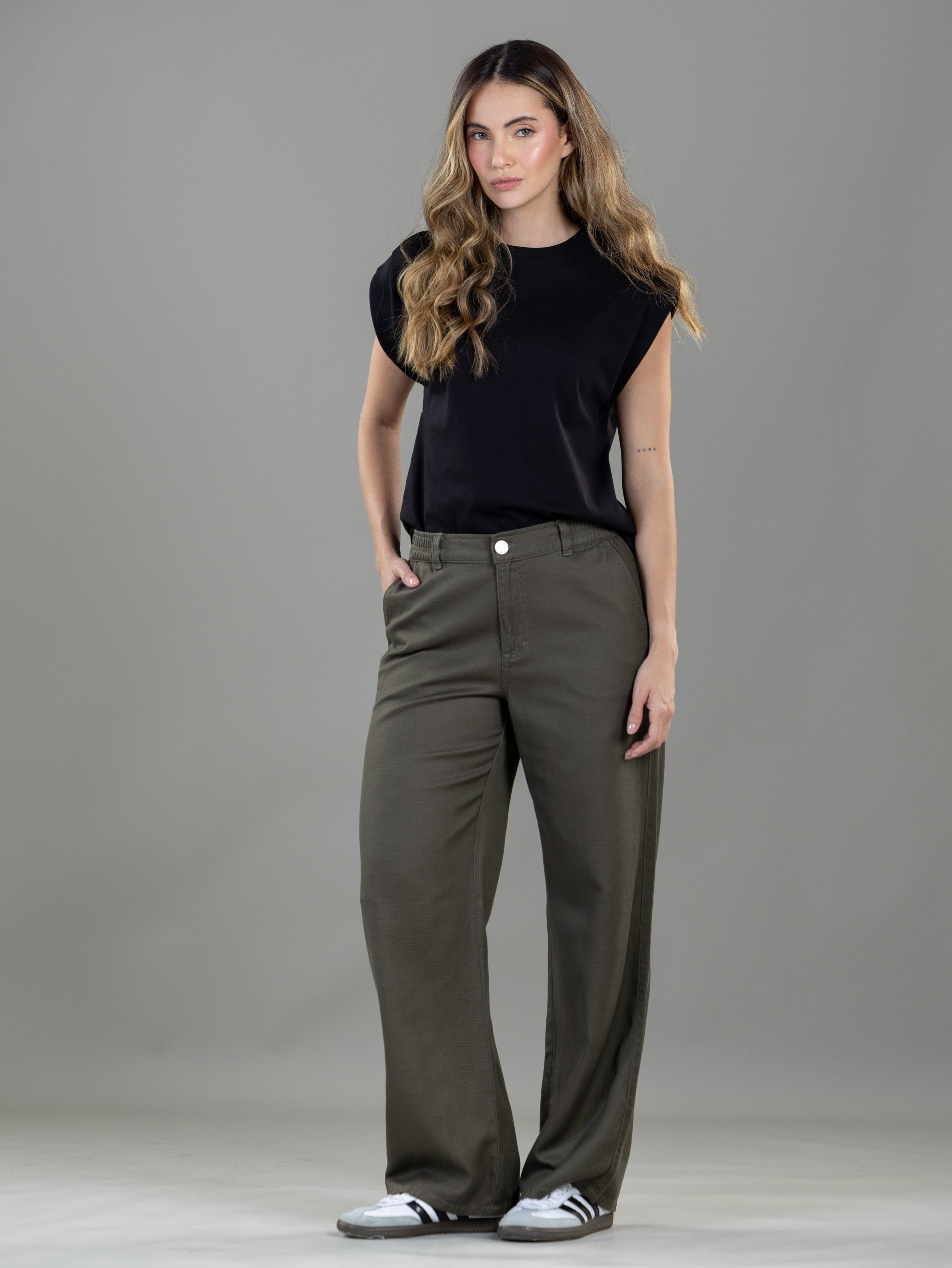 Pantalón Confort Verde Bota Recta