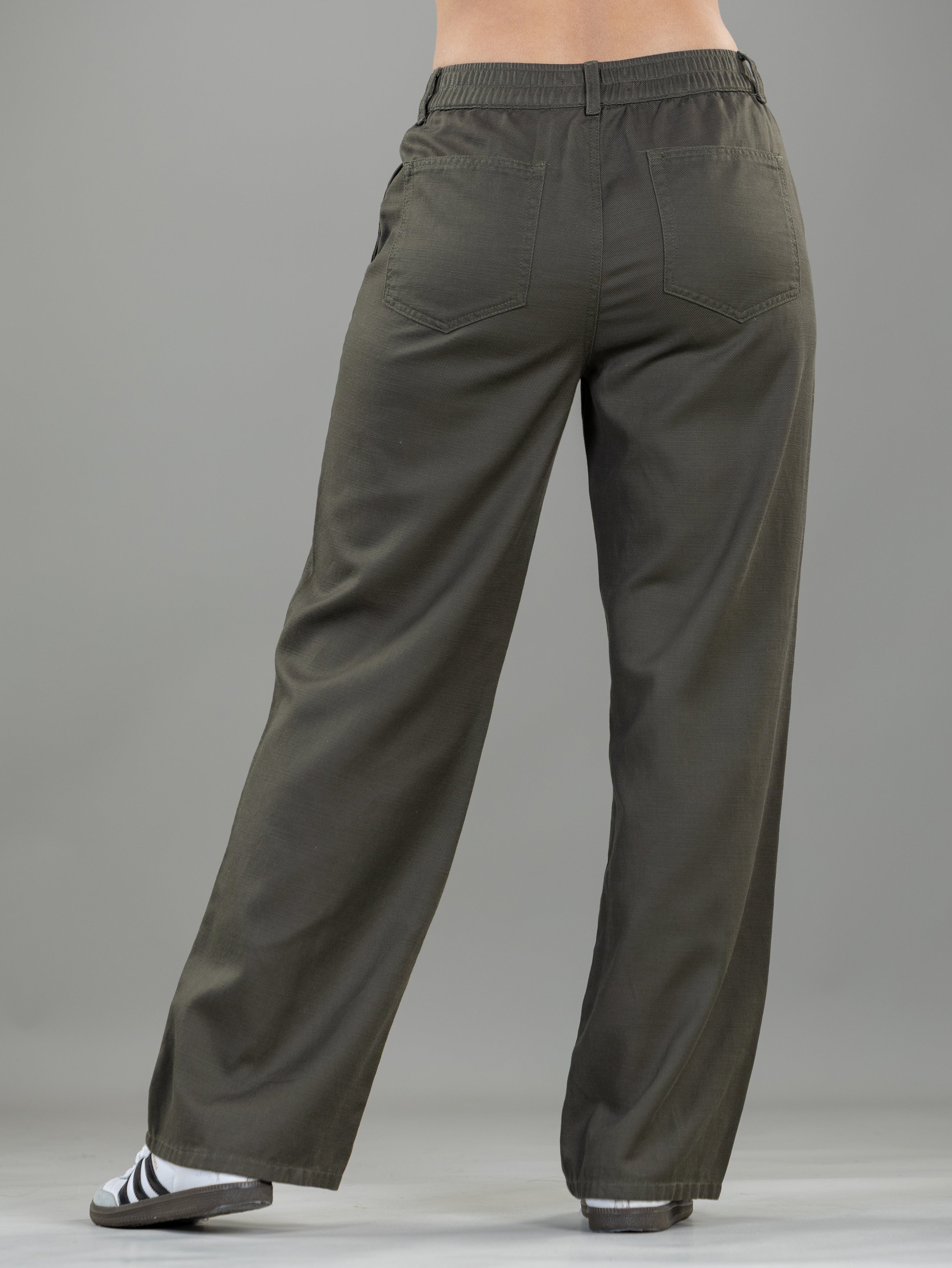 Pantalón Confort Verde Bota Recta