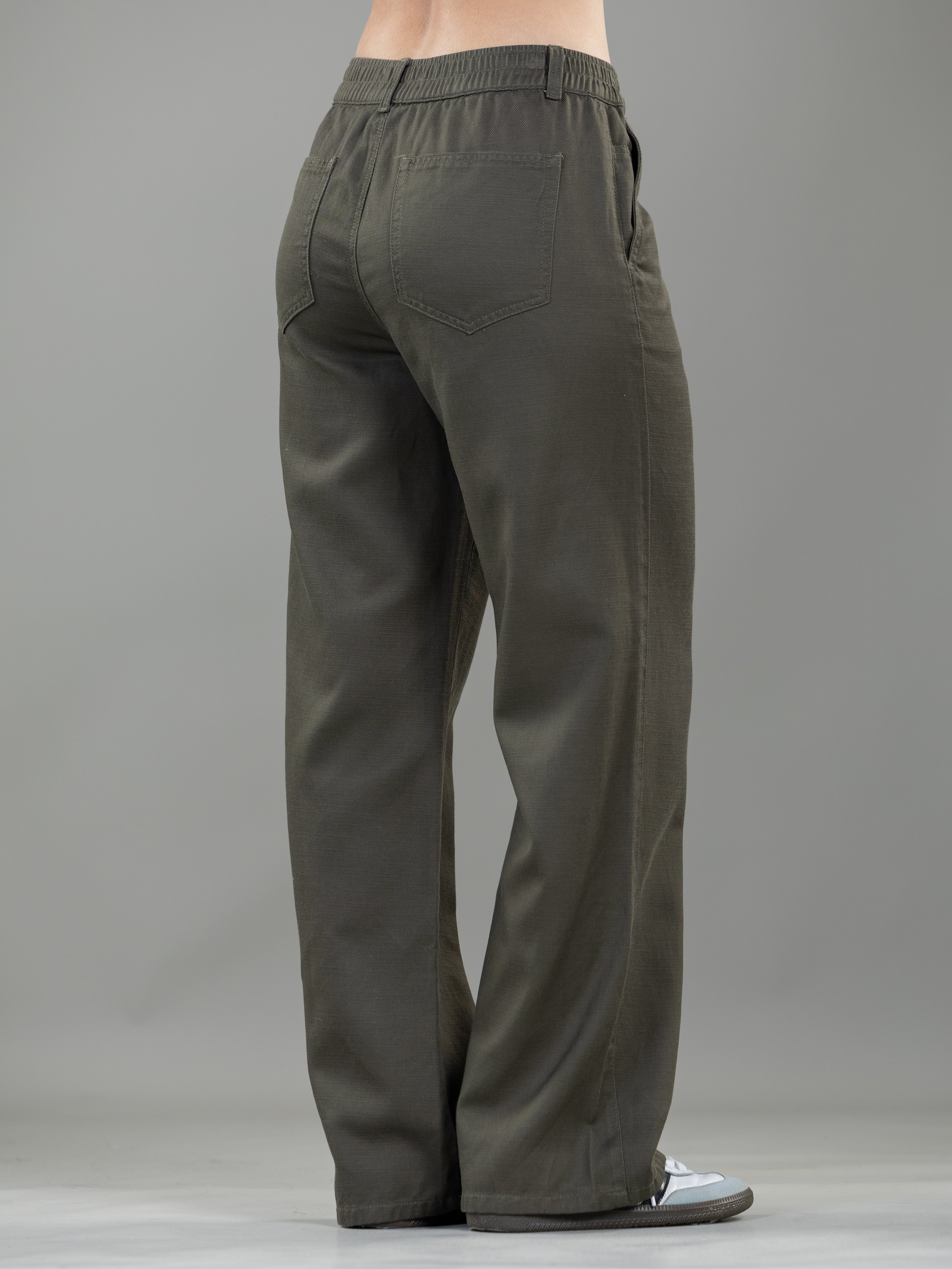 Pantalón Confort Verde Bota Recta