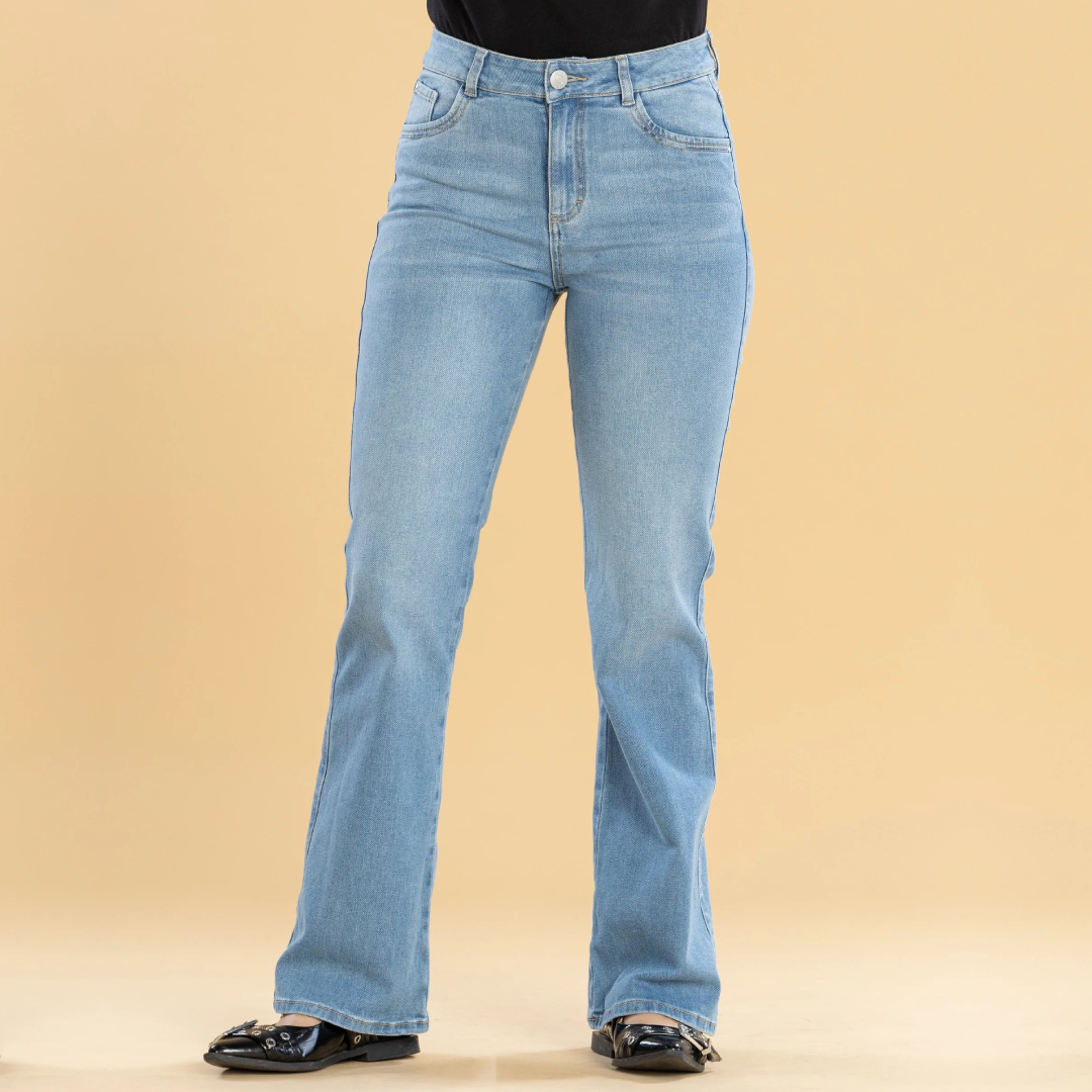 Jeans Confort Azul Claro Flare